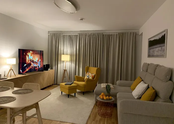 アパート Neue Stillvolle Im Steinbach Palais, Ideale Lage バート・ザーロー